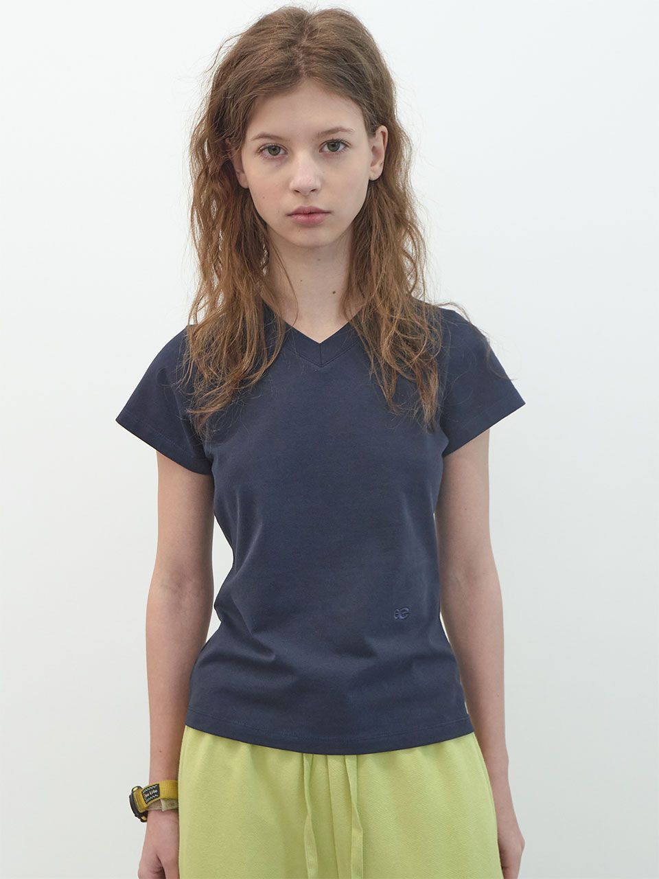 MUSINSA公式 | ENZO BLUES Basic V-Neck T-Shirt (Navy)