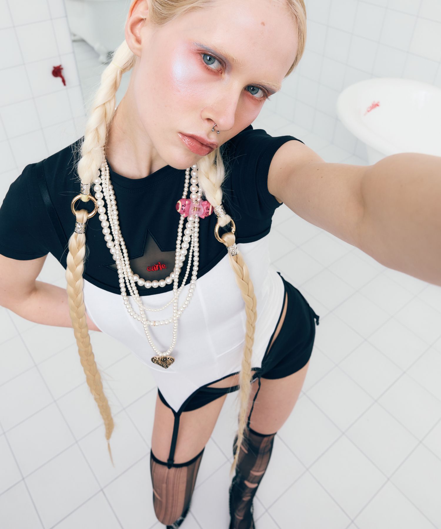 MUSINSA | ASIF CALIE CORSET SLEEVELESS TOP WHITE
