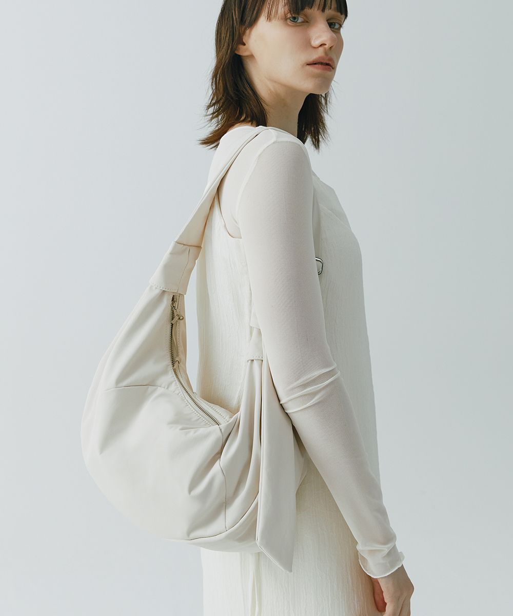 Shop Bags at MUSINSA
