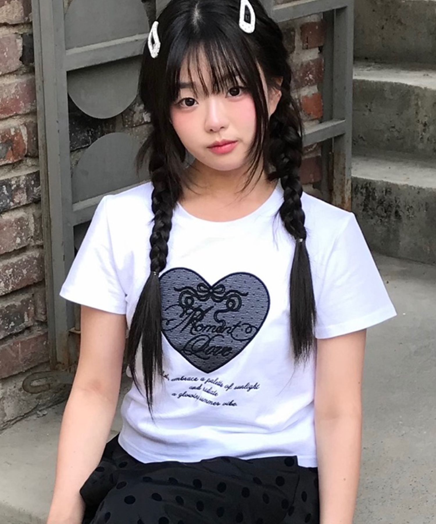 MUSINSA | ILLIGO Heartfit embroidery loose crop t-shirt white
