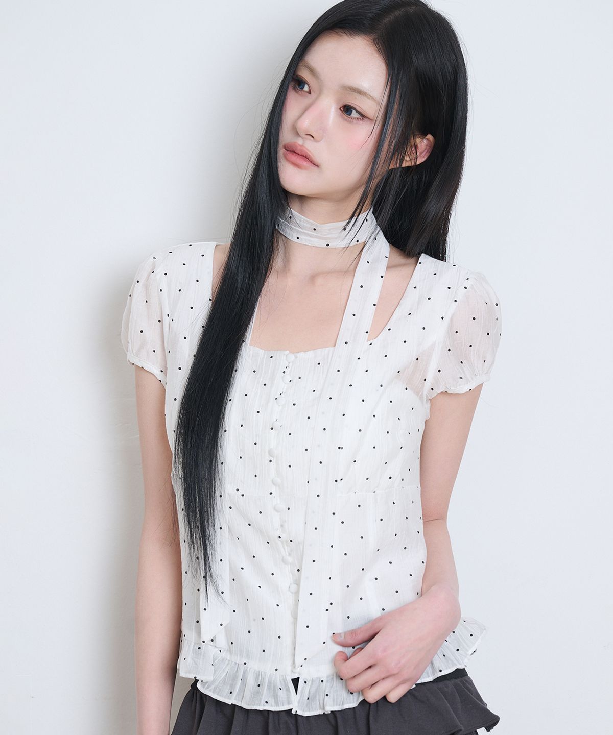 ILLIGO ブラウス 新品タグ付き MUSINSA公式 | ILLIGO リボンタイスクエアネックブラウスホワイトドット