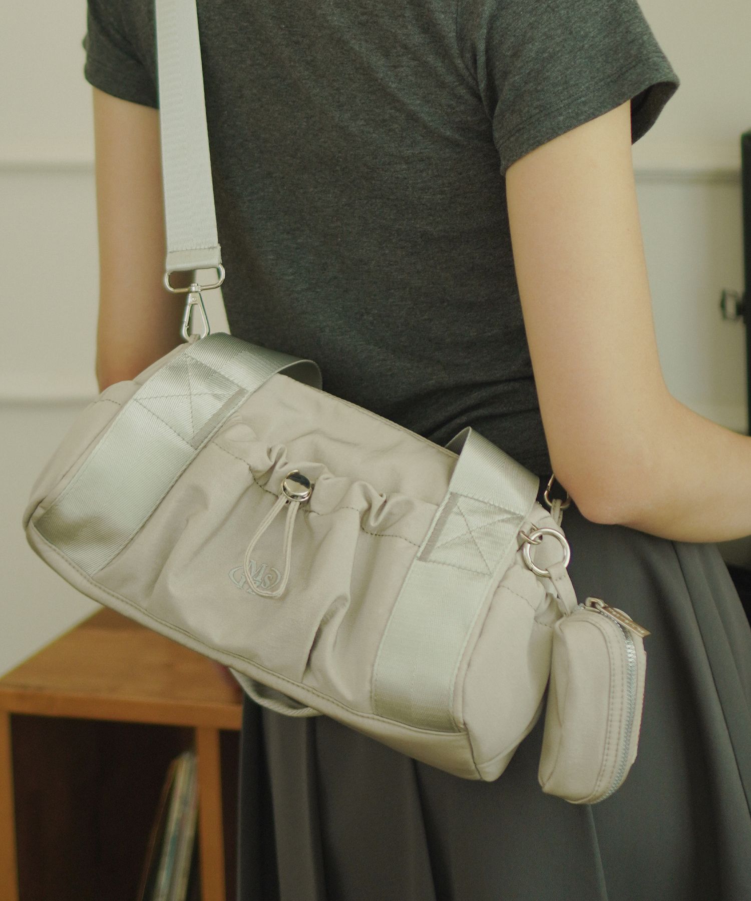 MUSINSA | MASMARULEZ [INT][POUCH SET] mini ver. glossy tote