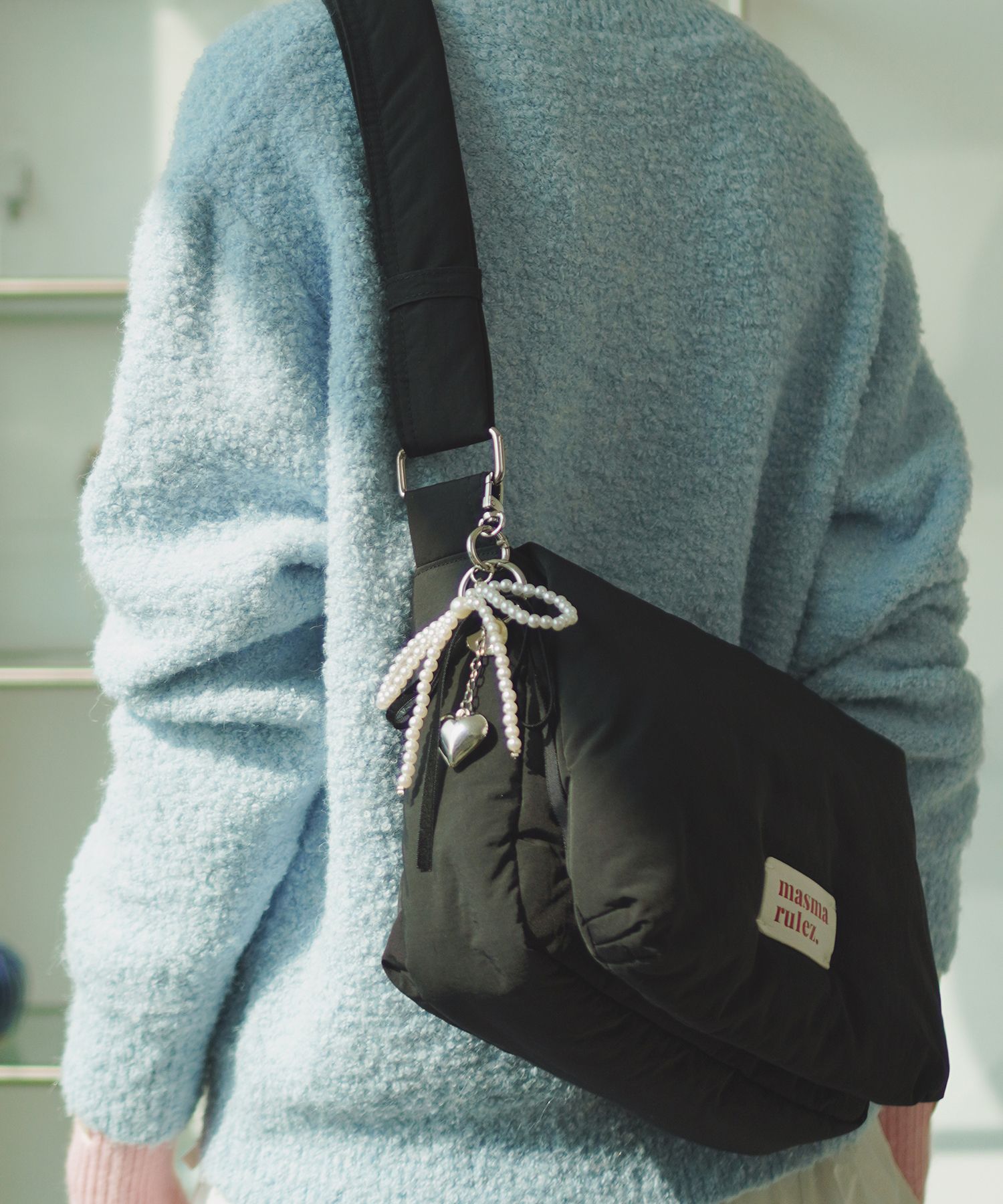 ショルダーバッグ・ポシェット masmarulez Large Plumpy Padded Crossbag Cream 5012759603 Large plumpy daily cross bag _ Cream : Masmarulez [마스마룰즈]