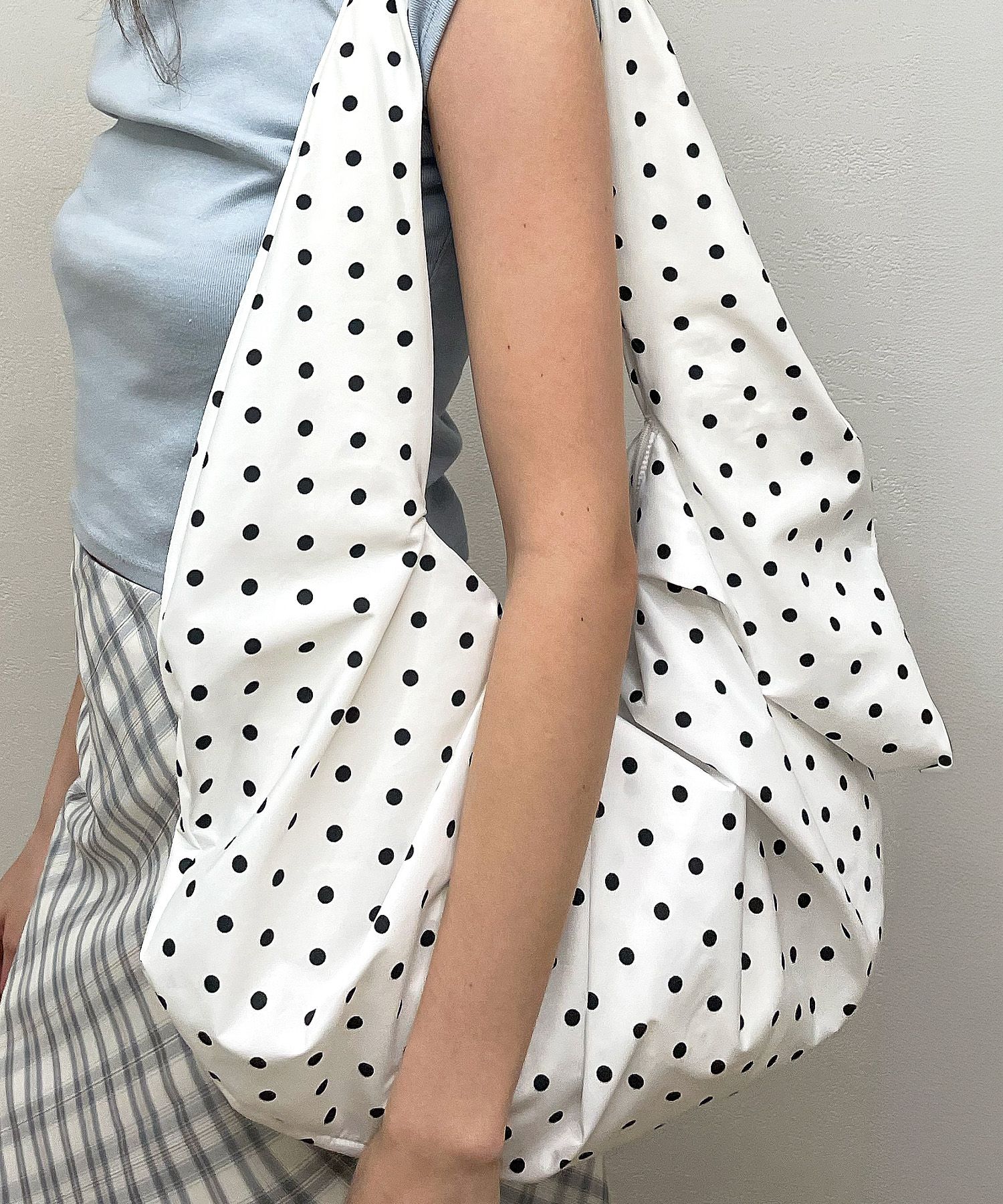 【DIMANCHE】 DOTTY SHELL BAG★ショルダーバッグ★大人気★ MUSINSA公式 | DIMANCHE DOTTY SHELL BAG