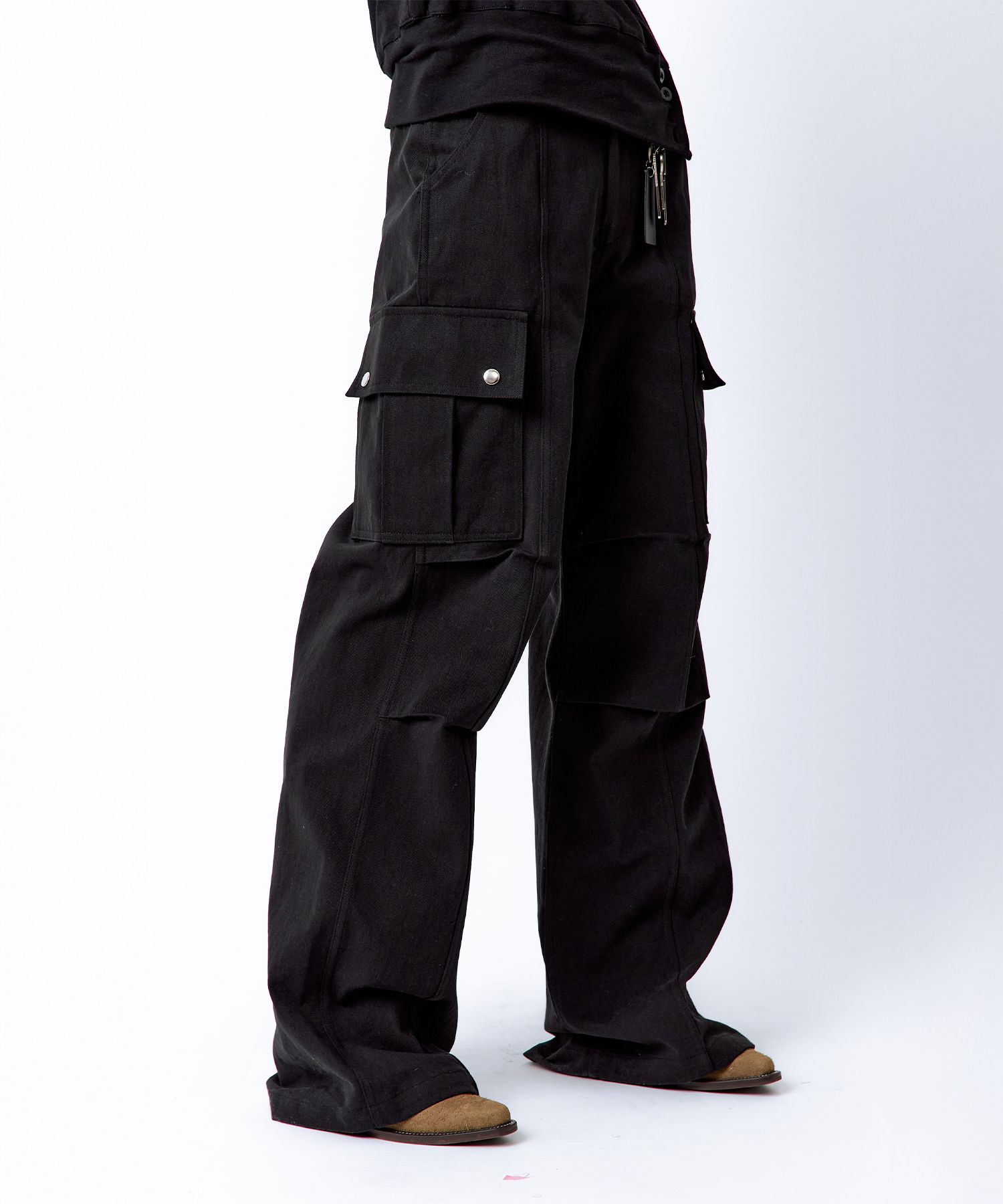 【ROUGHNECK】25ss Double Tuck Cargo Pants MUSINSA | ROUGHNECK Double tuck cargo pants black