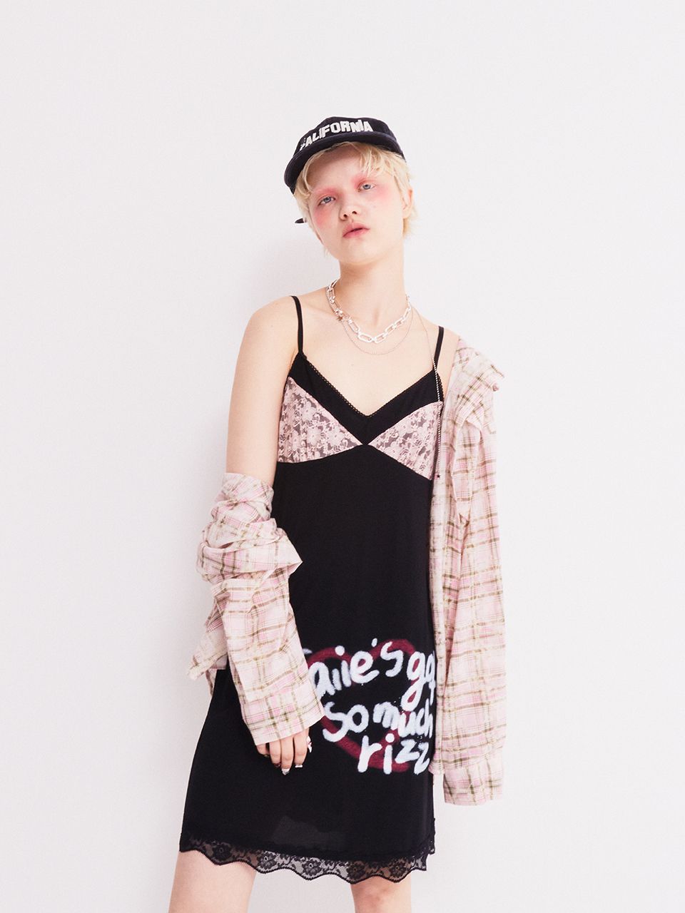 ◆as if calie◆ GRAFFITI COLORING SLIM ONEPIECE BLACK CA25BD MUSINSA公式 | ASIF CALIE GRAFFITI COLORING SLIM ONE-PIECE BLACK