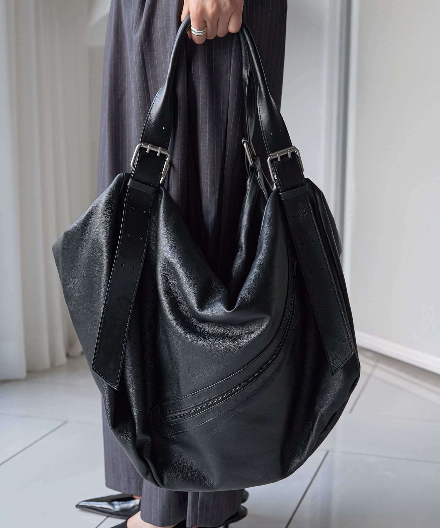 MUSINSA公式 | ANDROS Porte Large Shoulder Bag (Black)