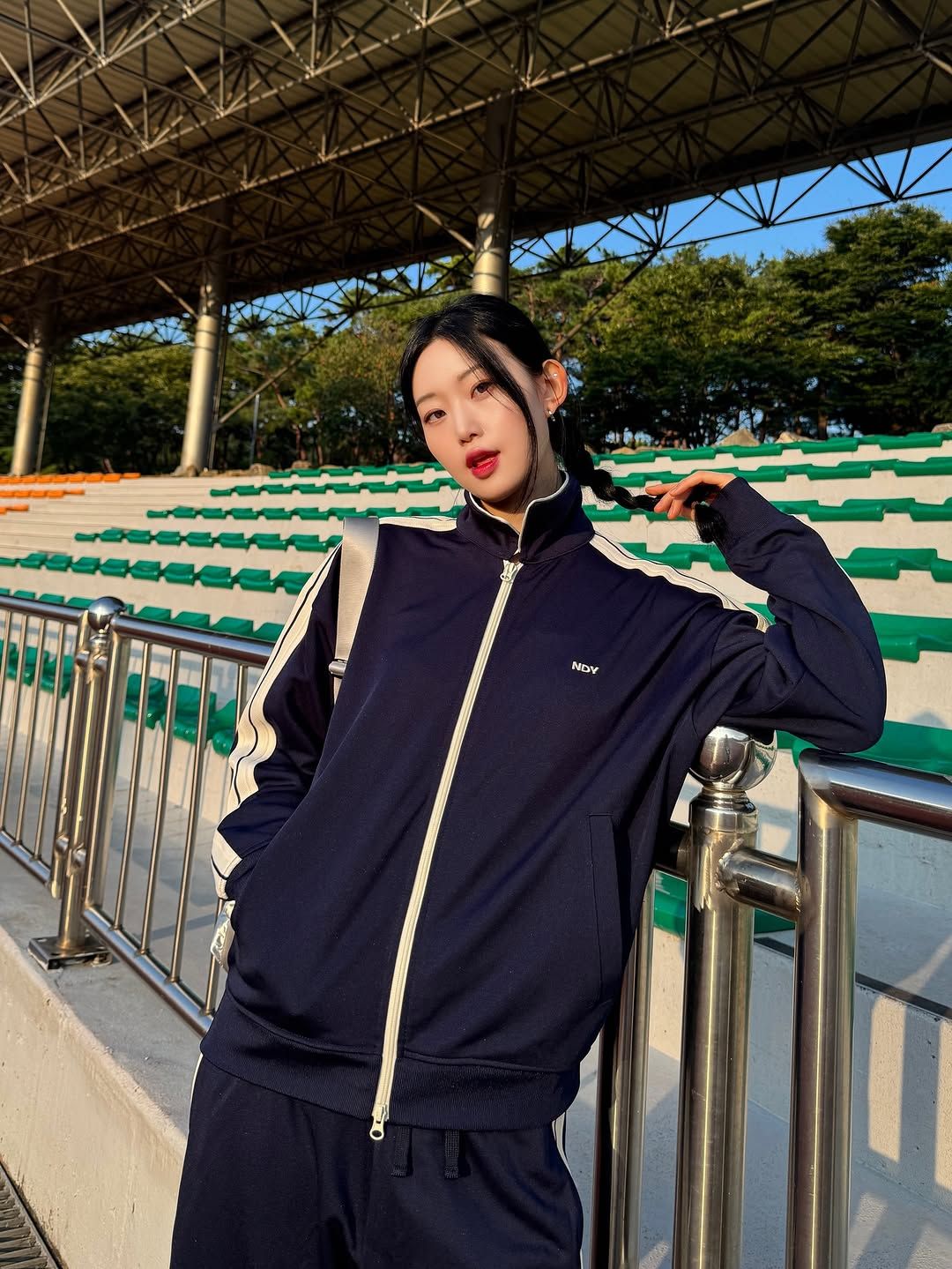 MUSINSA | NDY (nerdy) Minimal Jacquard Tape Track Top Navy