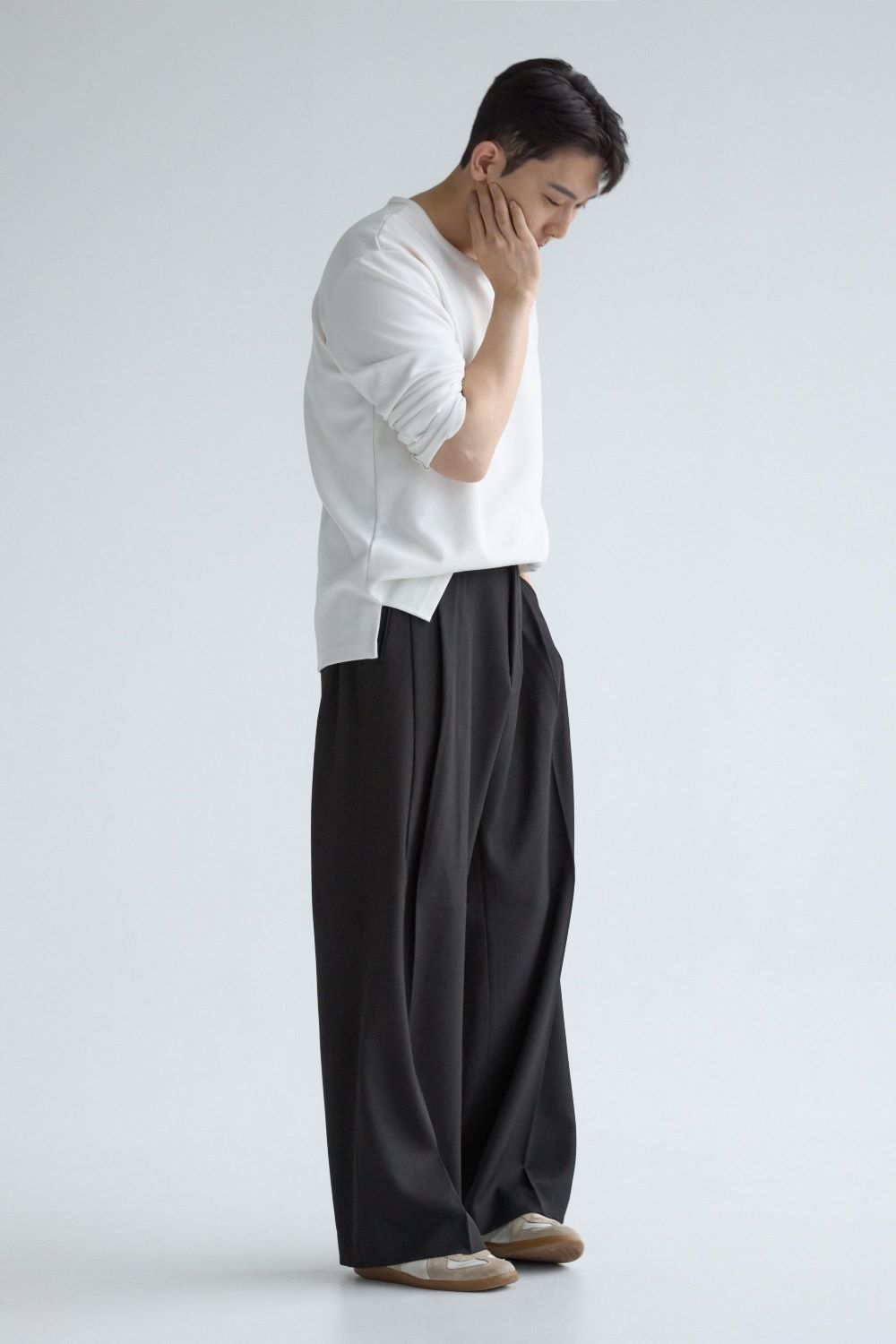 Shop Pants at MUSINSA