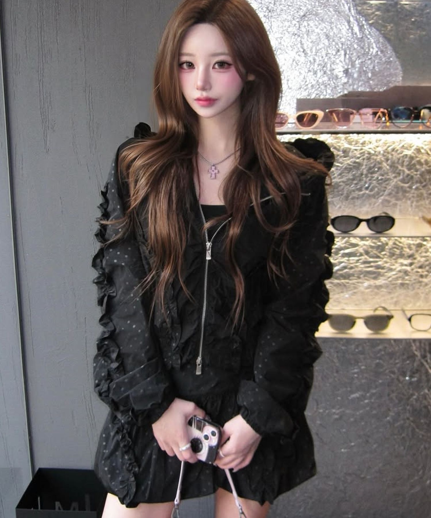 MUSINSA | ILLIGO Frill Dot Windbreaker Black