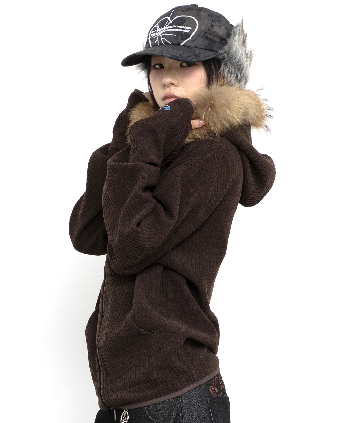 MUSINSA | GLACK GZHD002 Drawflat Raccoon Fur Zip-Up Hoodie (BROWN)