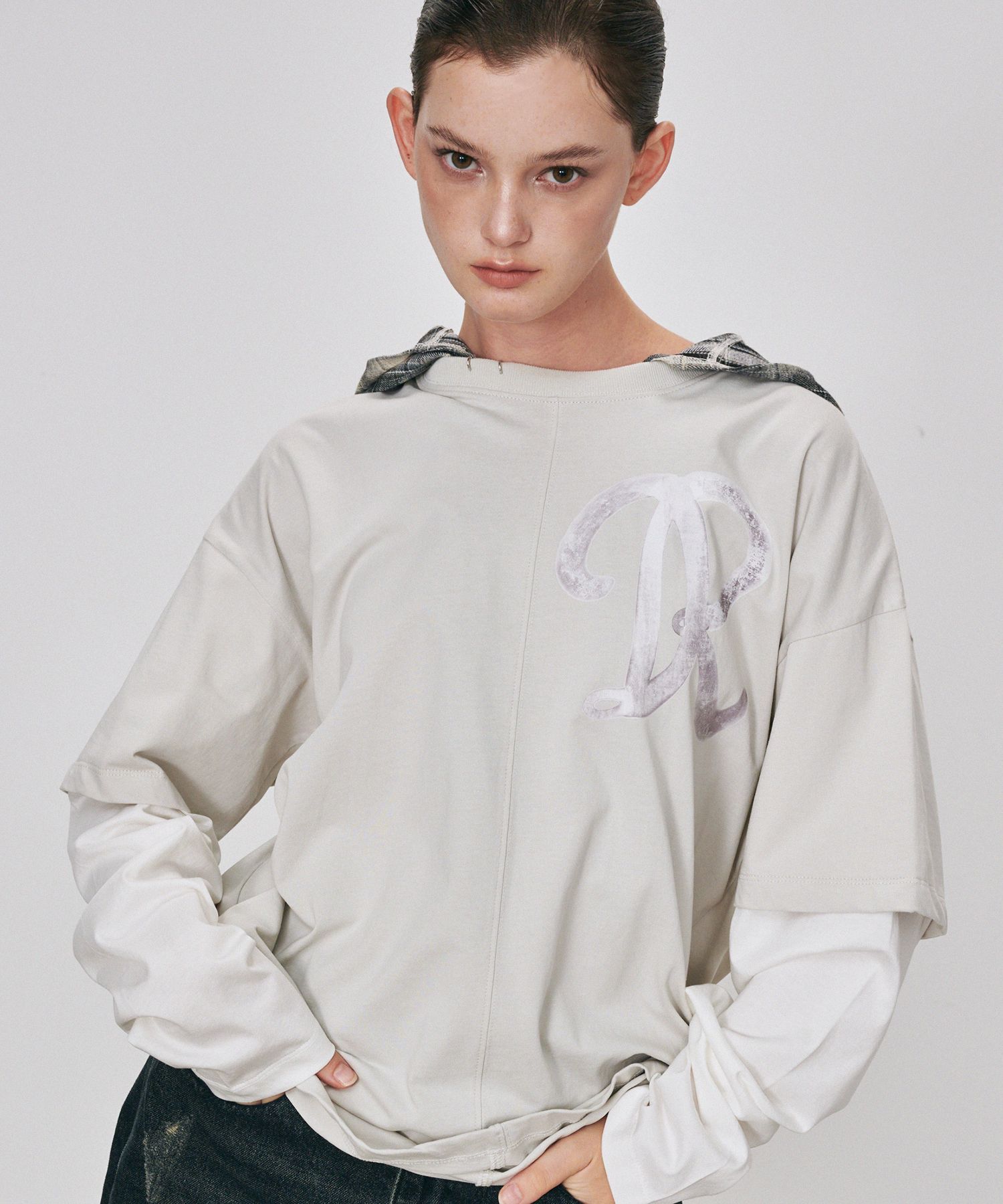 MUSINSA | DEARMYDEER Dear DR Piercing Layered Long Sleeve