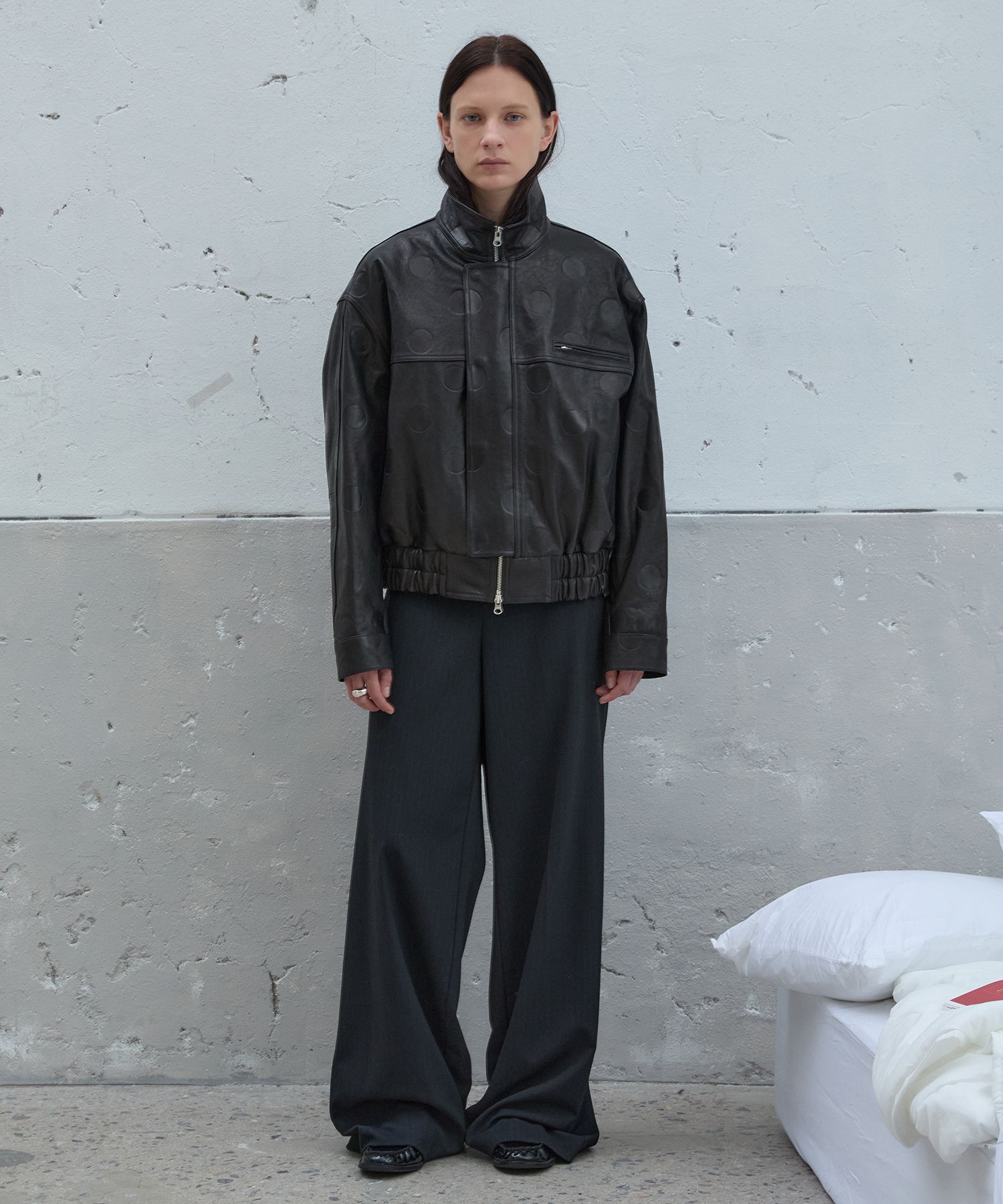 MUSINSA公式 | ANDROS Lamb Vegetable Leather Dot Bomber Jacket (Black)