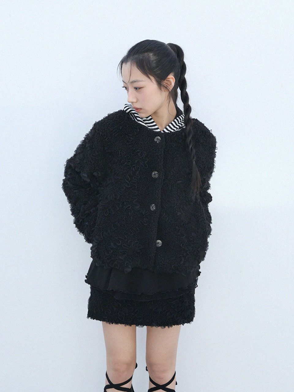 MUSINSA | UGLYSHADOW Ruffle Fur Jacket (Black)