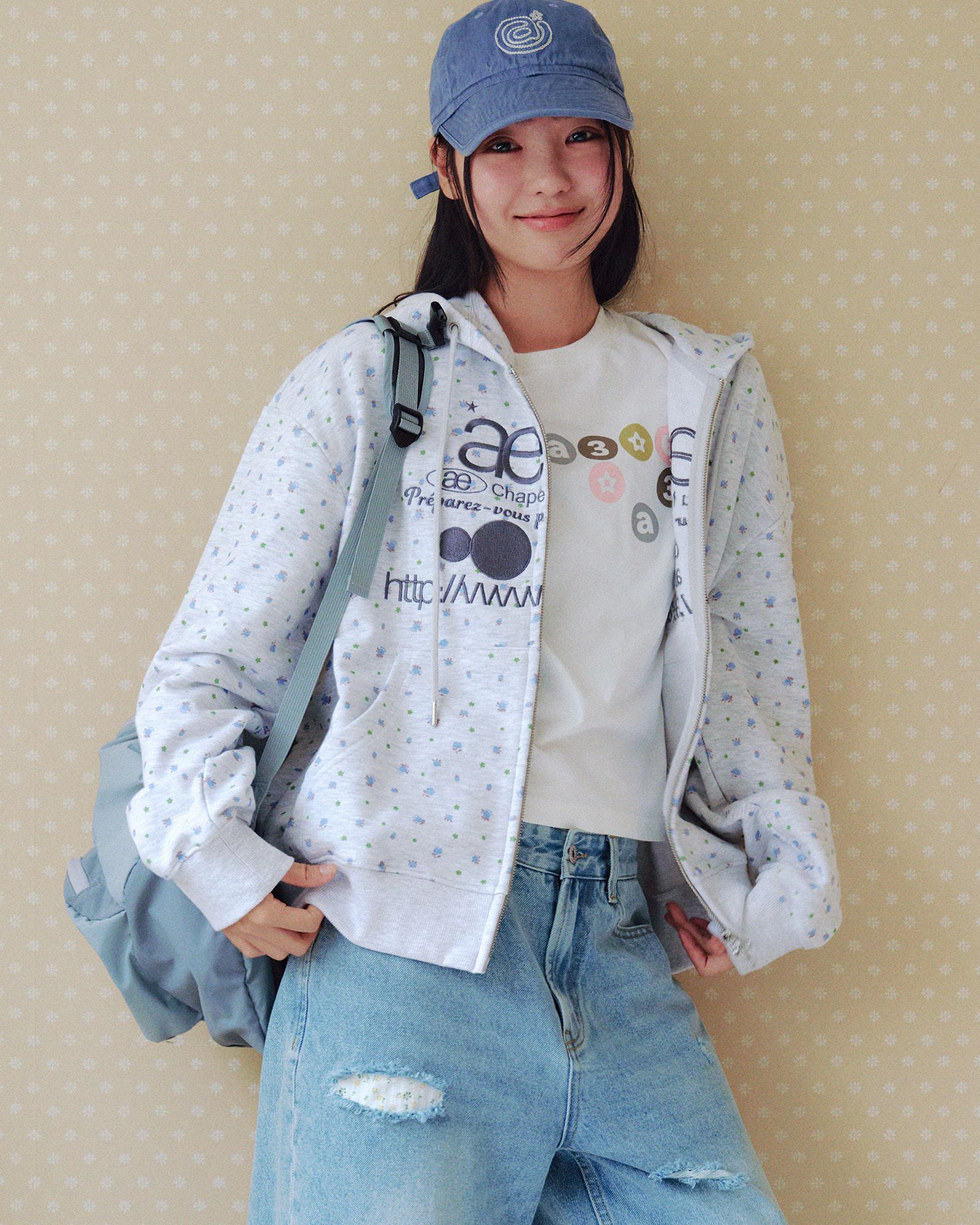 MUSINSA公式 | AEAE WEB LOGO FLOWER HOOD ZIP UP [BLUE]