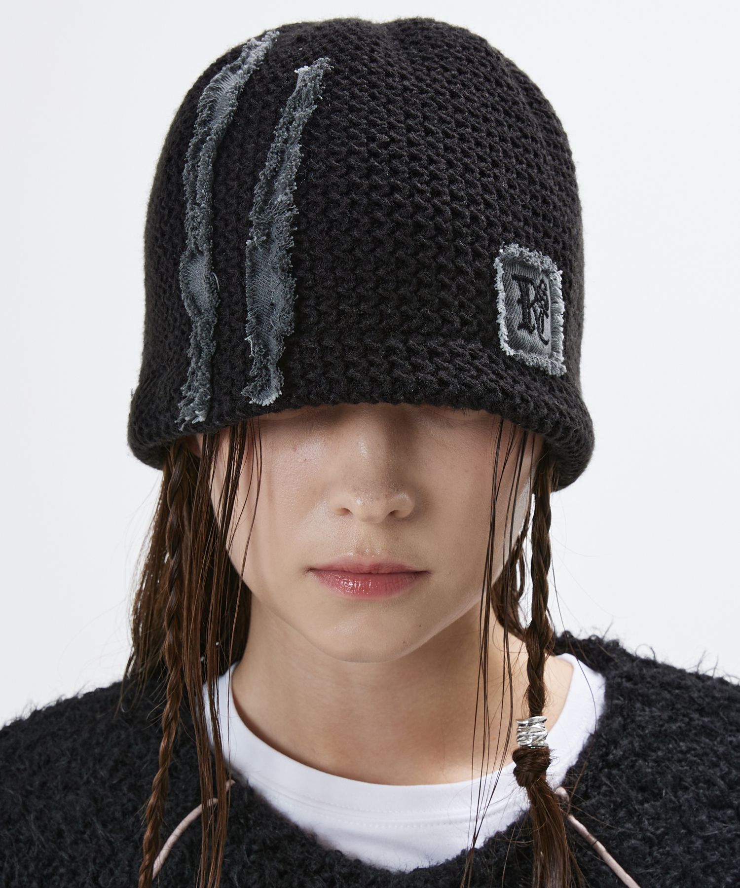 MUSINSA公式 | RSSC DENIM PATCHED KNIT BEANIE - BLACK