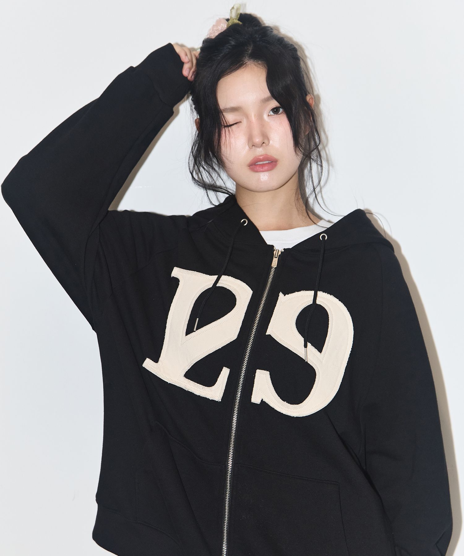MUSINSA | ILLIGO 129 Logo Patch Hooded Zip-Up - 5 COLOR
