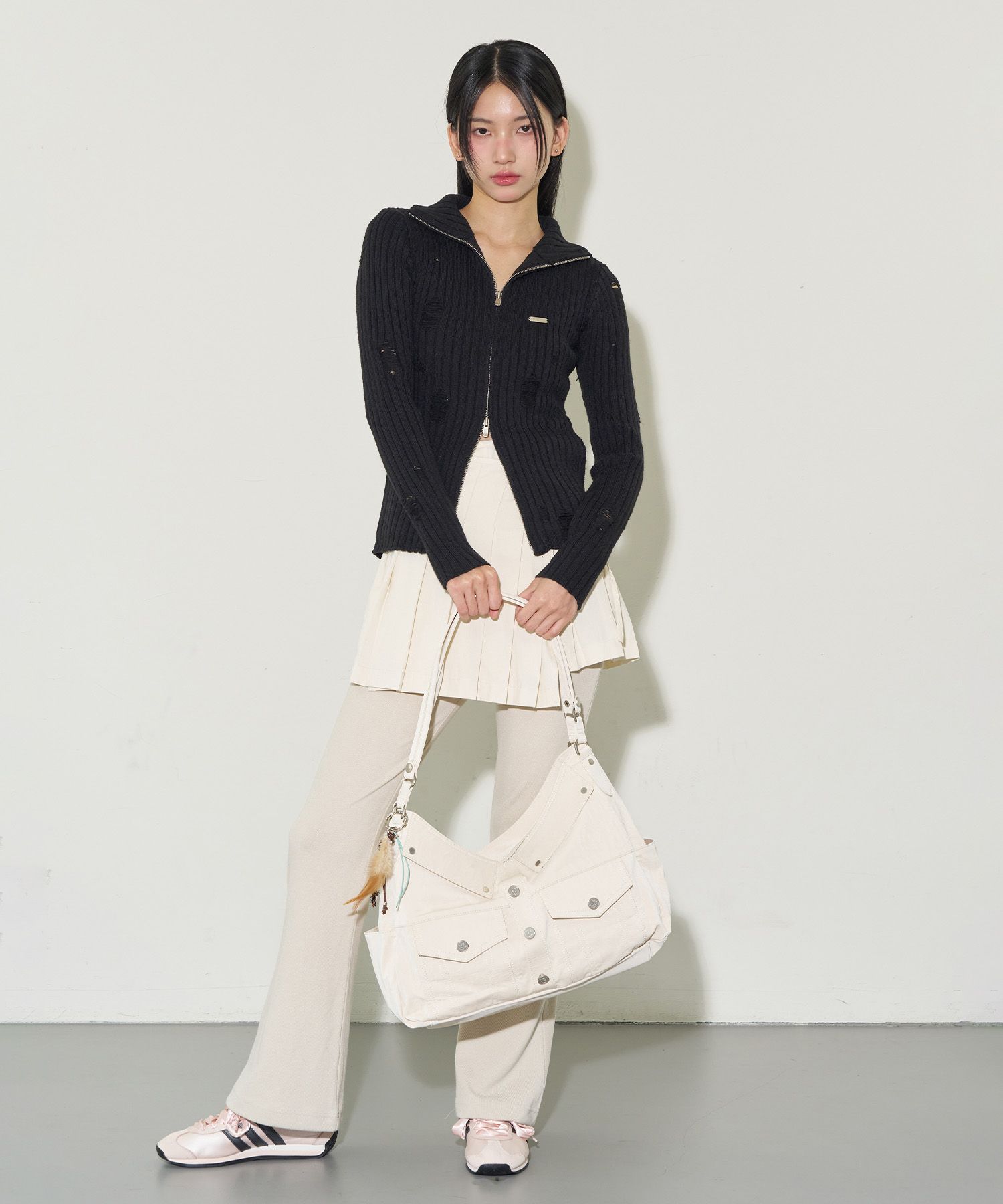 ★ILLIGO★ Trucker Tote Bag Ivory 5010268085 MUSINSA | ILLIGO Illigo Trucker Tote Bag Ivory