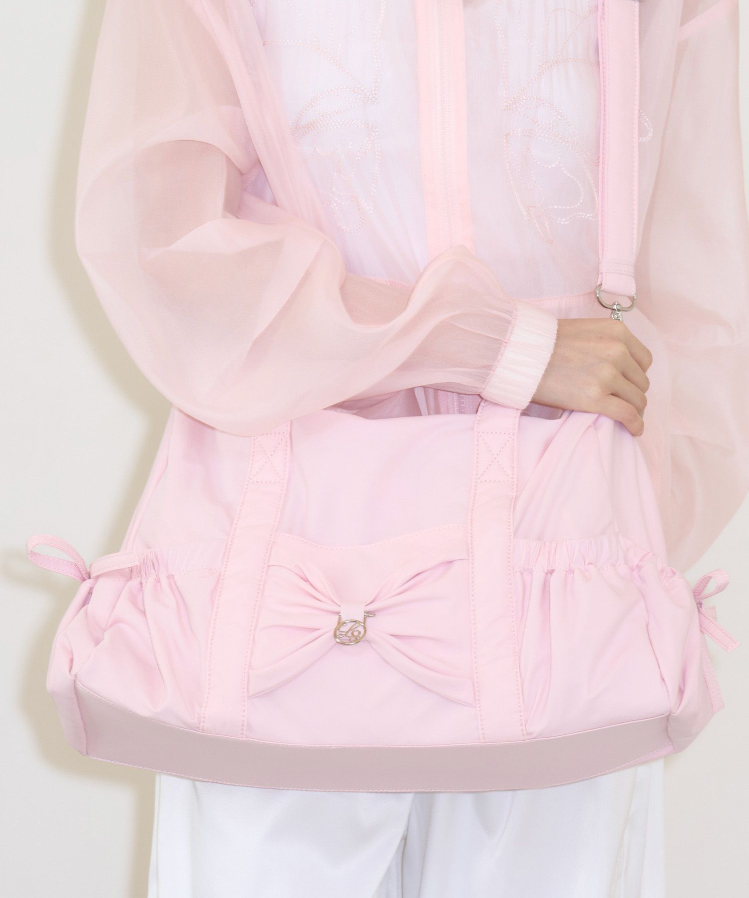 MUSINSA | ILLIGO Bow Forty Duffle Bag Pink