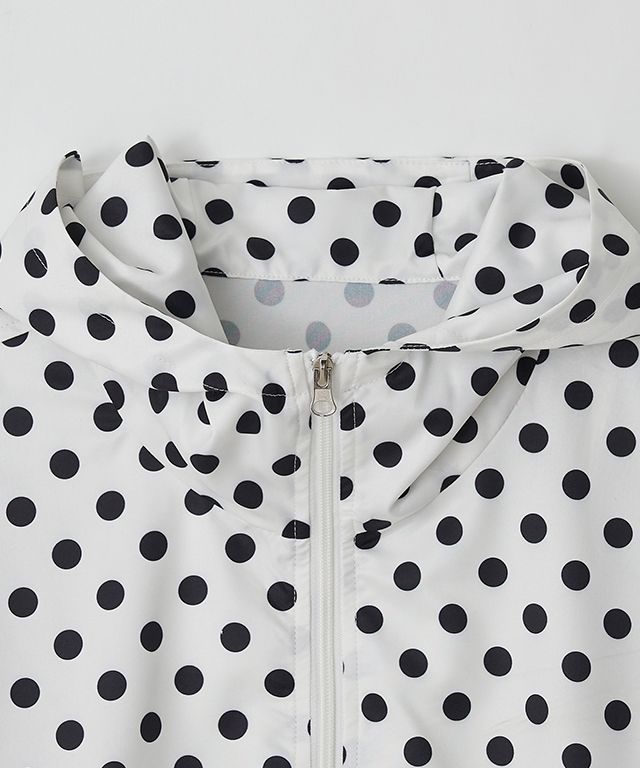 キュートなドット人気【RONRON】HOODED WINDBREAKER JUMPER★2色 MUSINSA | RONRON HOODED WINDBREAKER JUMPER WHITE BLACK DOT