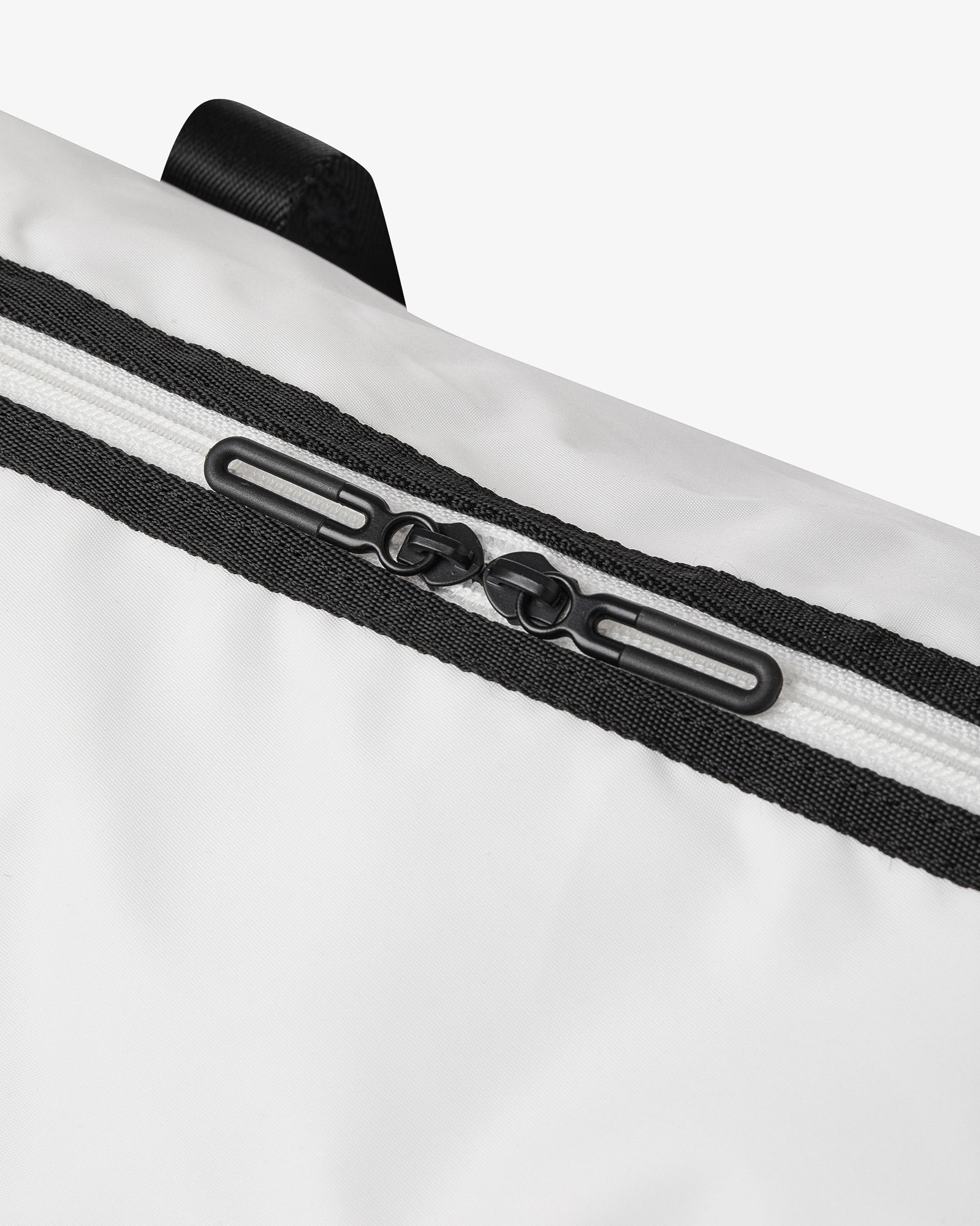 ★2025SS新作★aeae★SCHOOL BOY DUFFLE BAG MUSINSA | AEAE SCHOOL BOY DUFFLE BAG [WHITE]