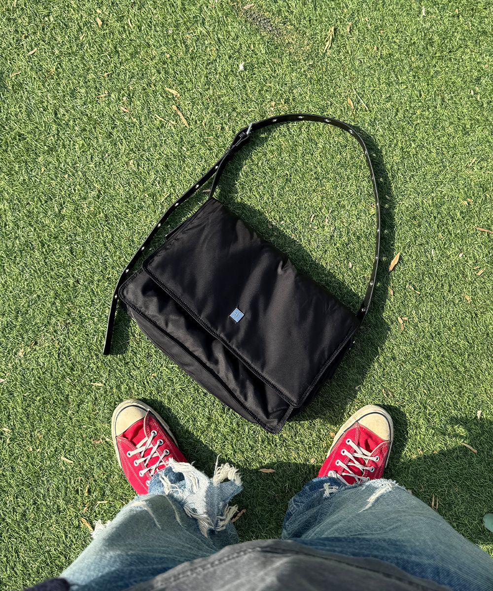 MUSINSA公式 | BLACK PURPLE 3-Way Cloud Bag - L