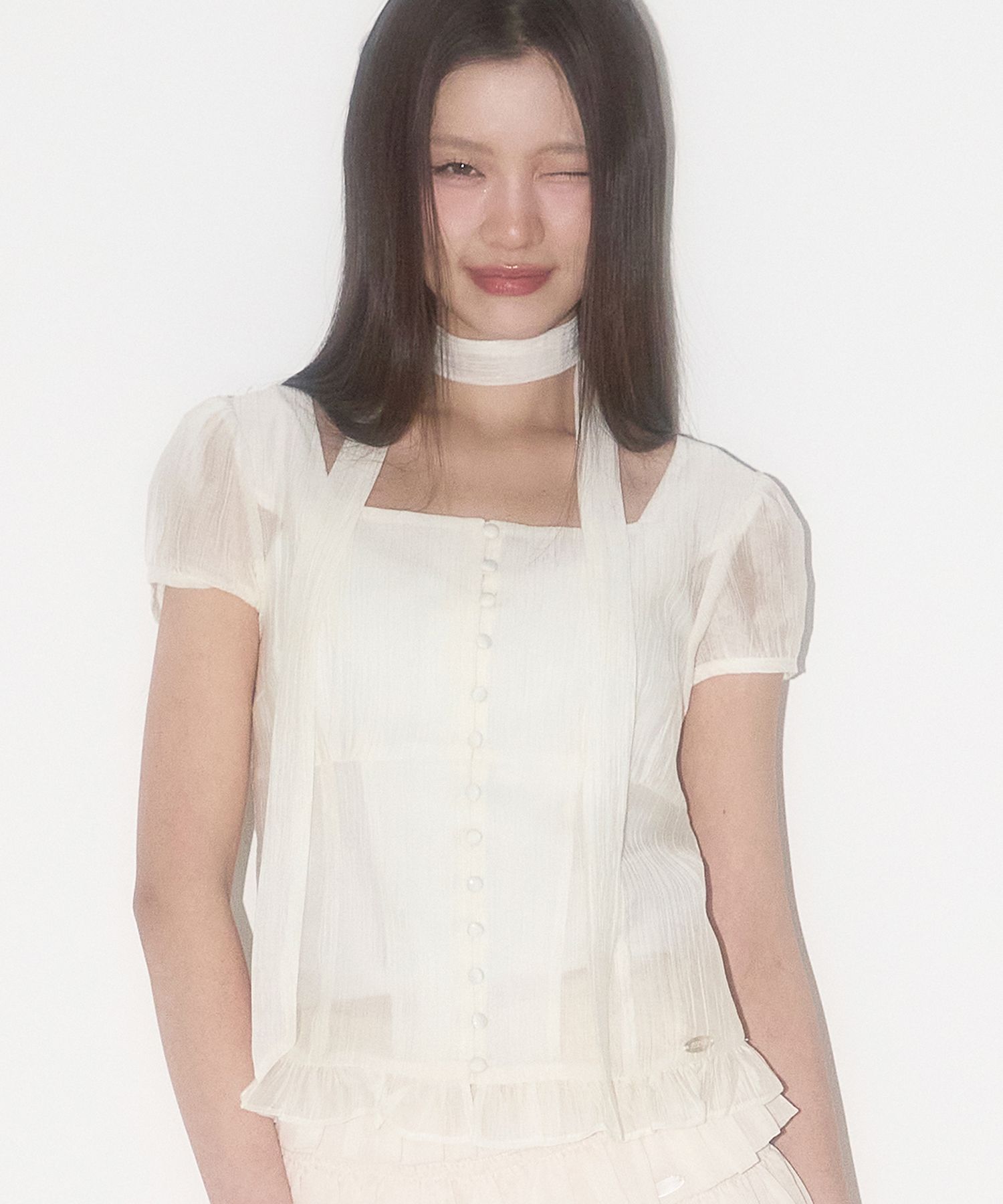MUSINSA | ILLIGO Ribbon Tie Square Neck Blouse Cream