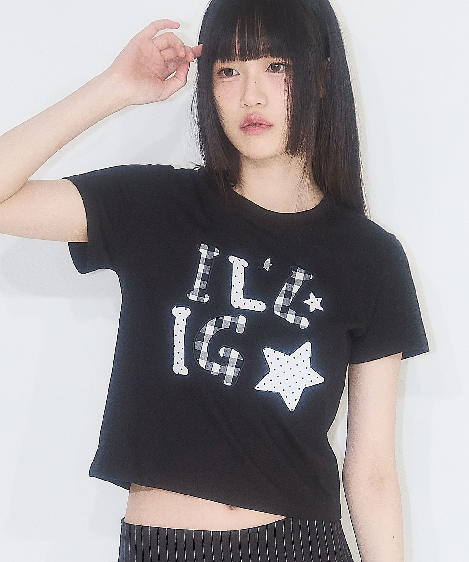 ★早期完売★【ILLIGO】25SS CHECK APPLIQUE LOOSE CROP T-SHIRT MUSINSA公式 | ILLIGO Check Applique Loose Crop T-Shirt White