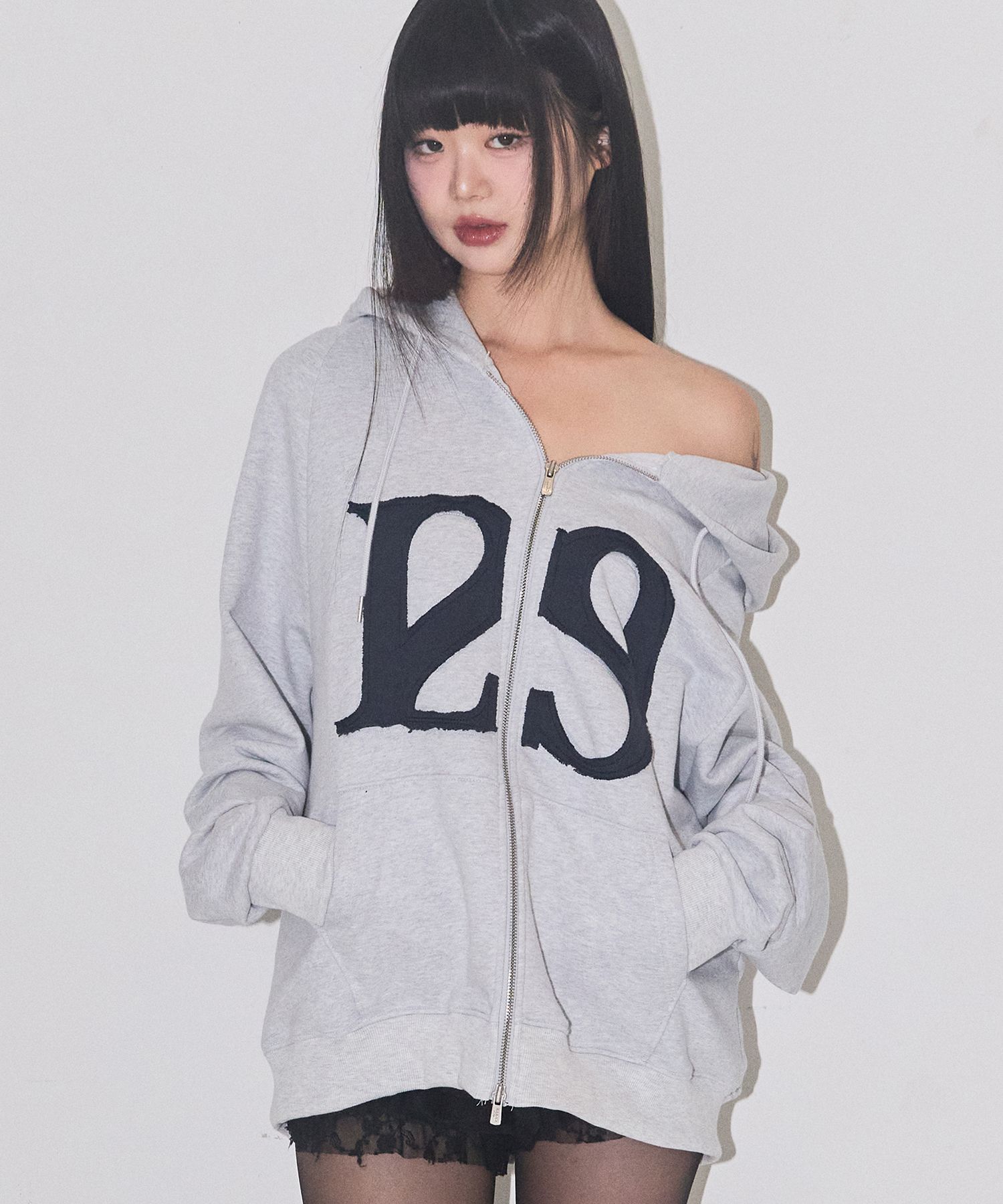 MUSINSA | ILLIGO 129 Logo Patch Hoodie Zip-Up White Melange