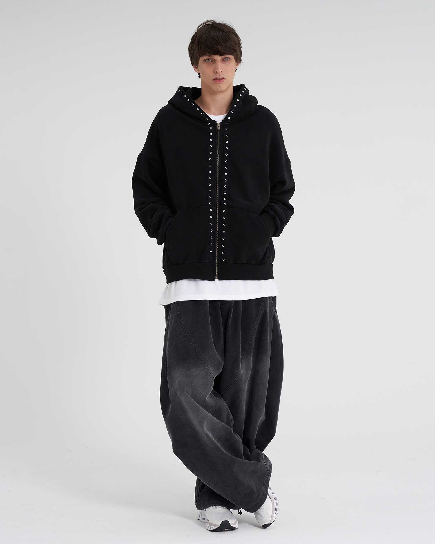MUSINSA | TENER Street Edge Eyelet Fleece-Lined Hoodie Zip-Up Black