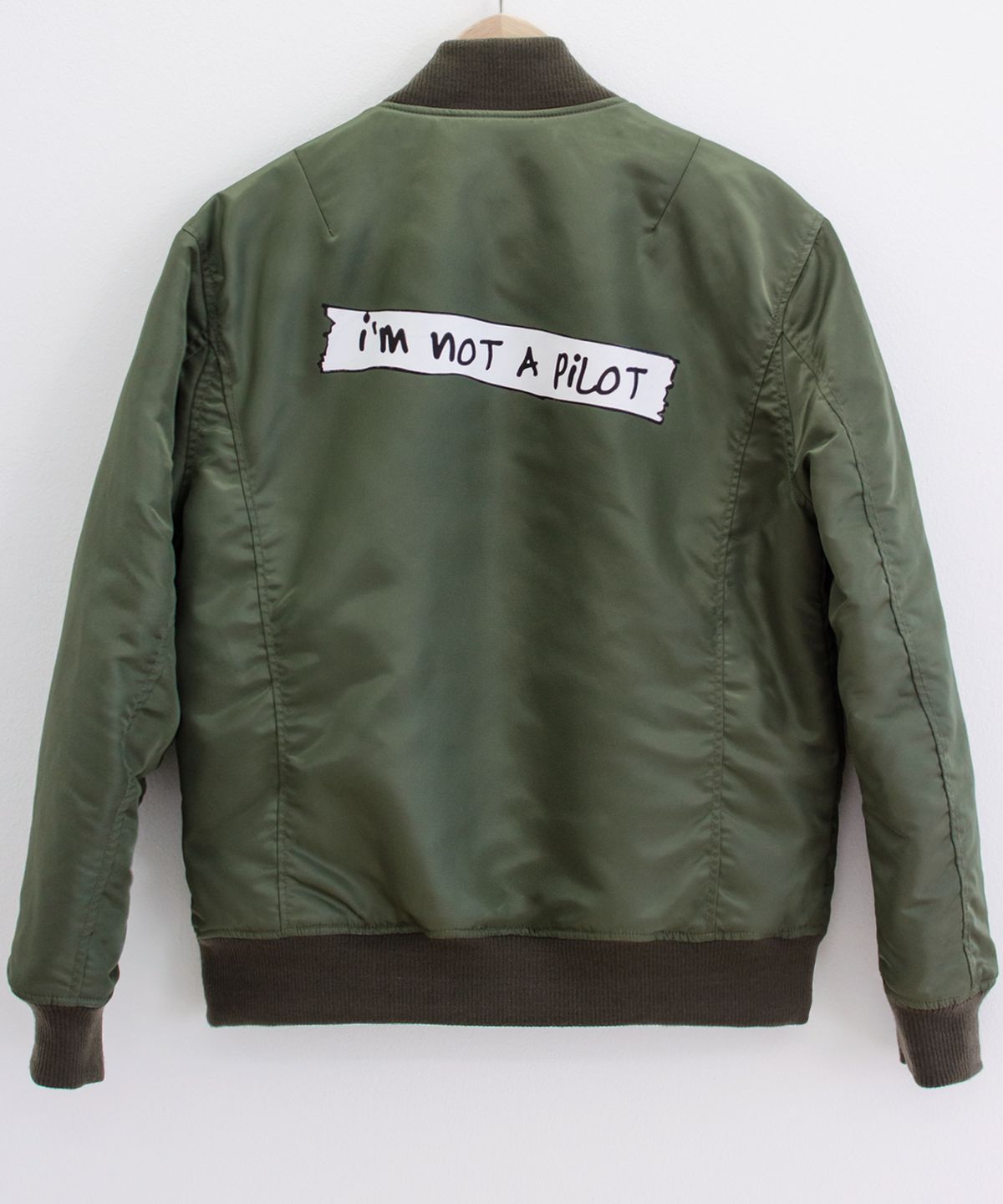 로얄위(THE ROYAL 'WE) NOT A PILOT MA-1