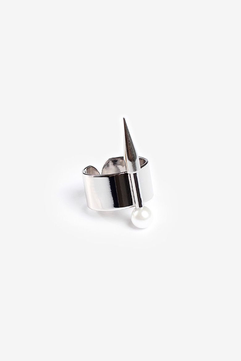 [모드곤] Silver spaceship on the Moon ring