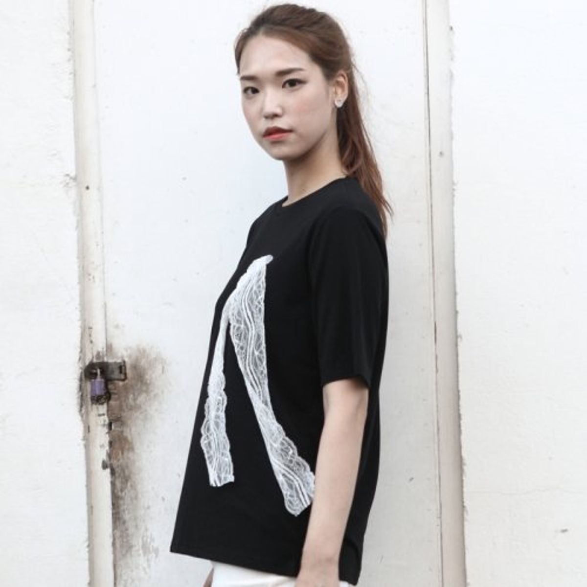 카무플라주 랩(CAMOUFLAGE LAB) LACE RIBBON T-SHIRTS_BK