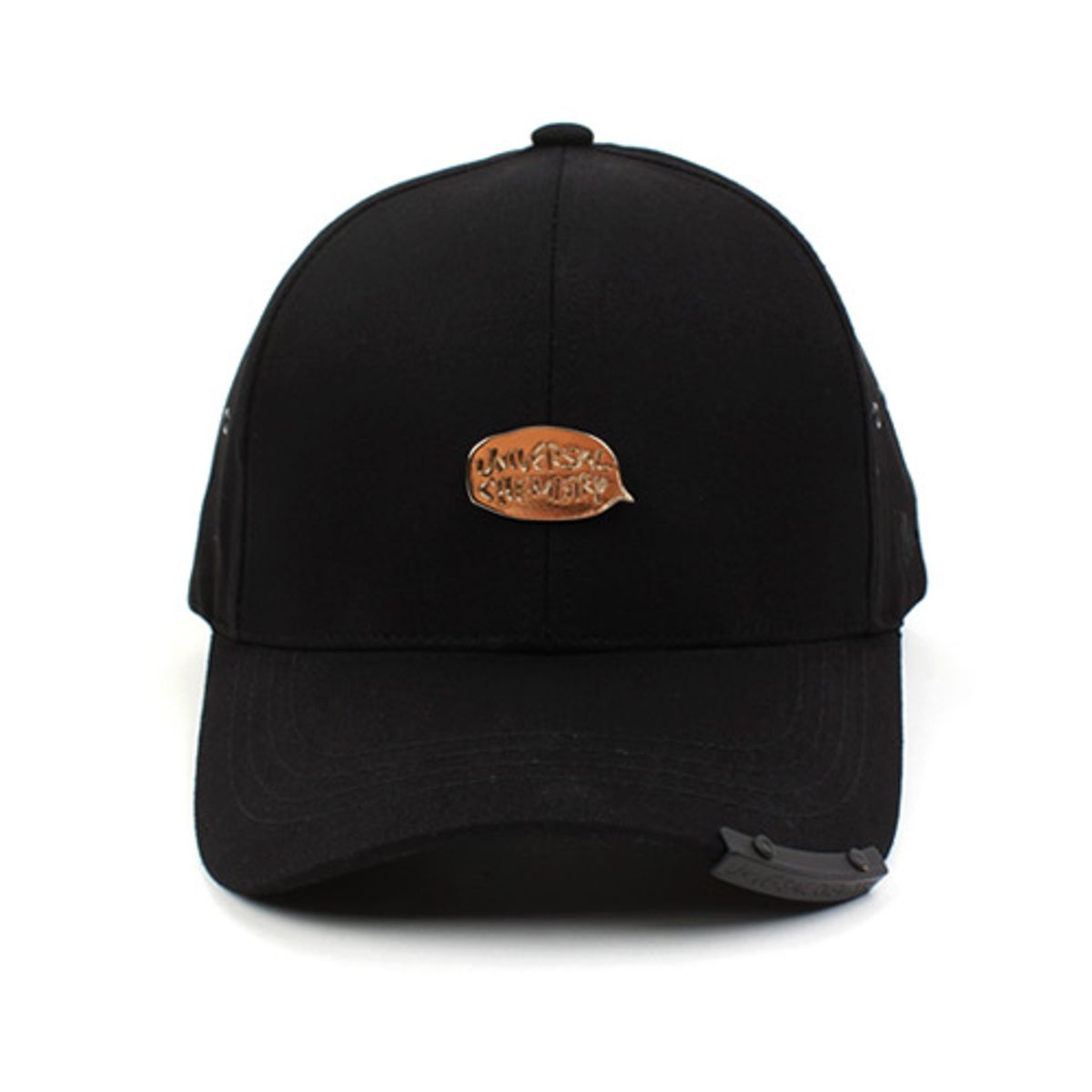 유니버셜 케미스트리(UNIVERSAL CHEMISTRY) Gold Metal Logo Ballcap 메탈로고볼캡
