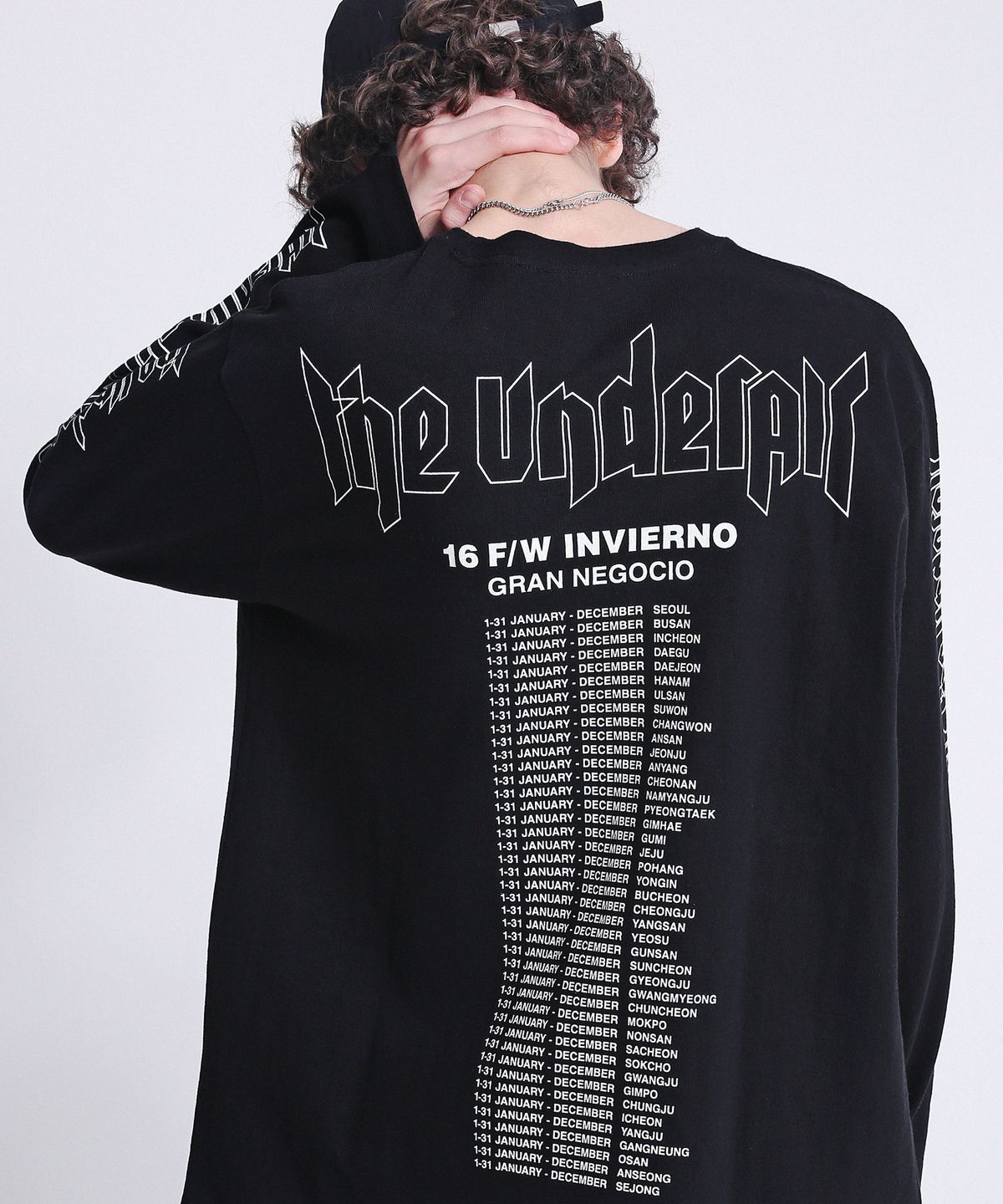언더에어(UNDERAIR) Selling Tour Sleeve - Slashed - All White