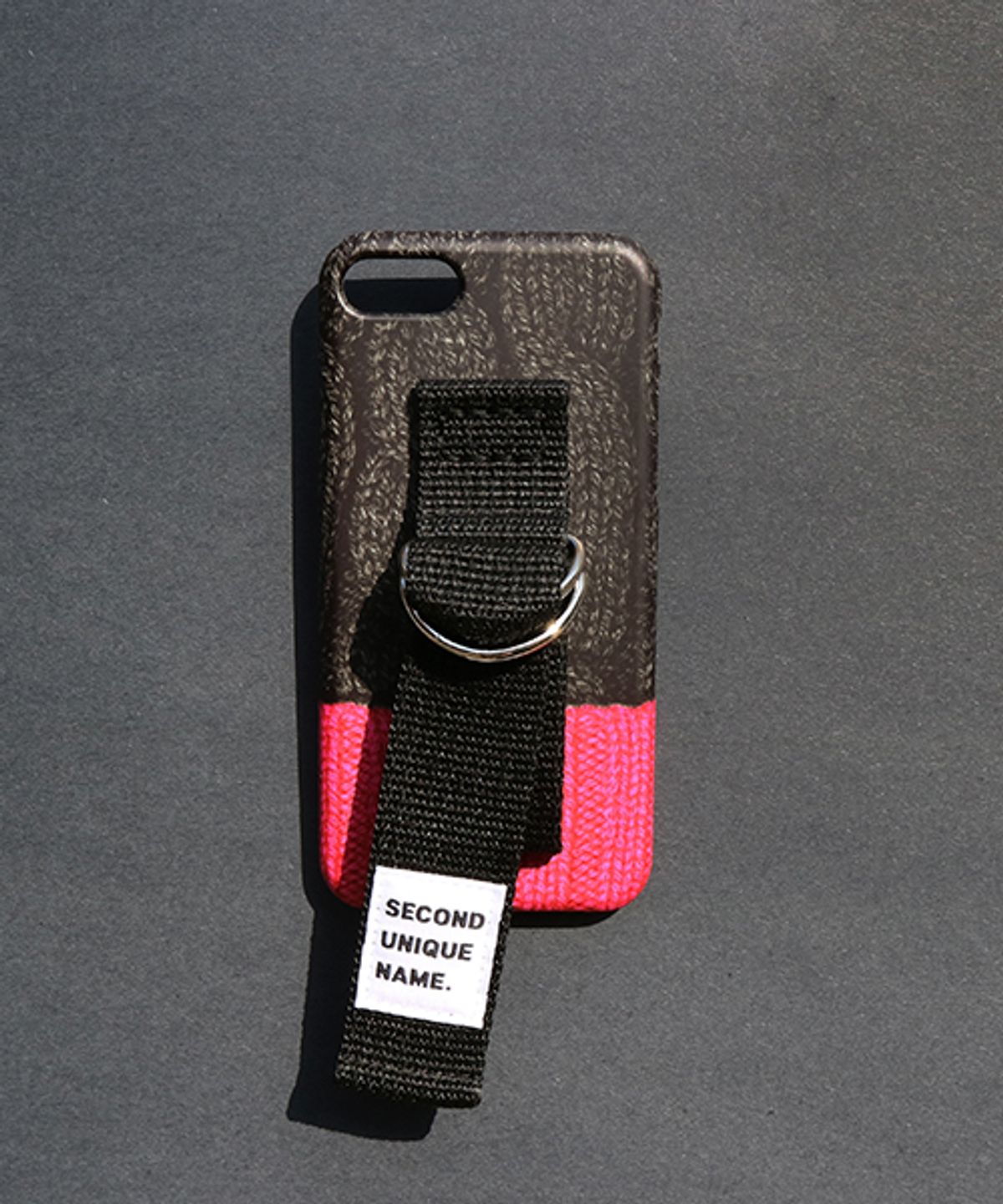 세컨드유니크네임(SECOND UNIQUE NAME) SUN CASE SWEATER BLACK PINK