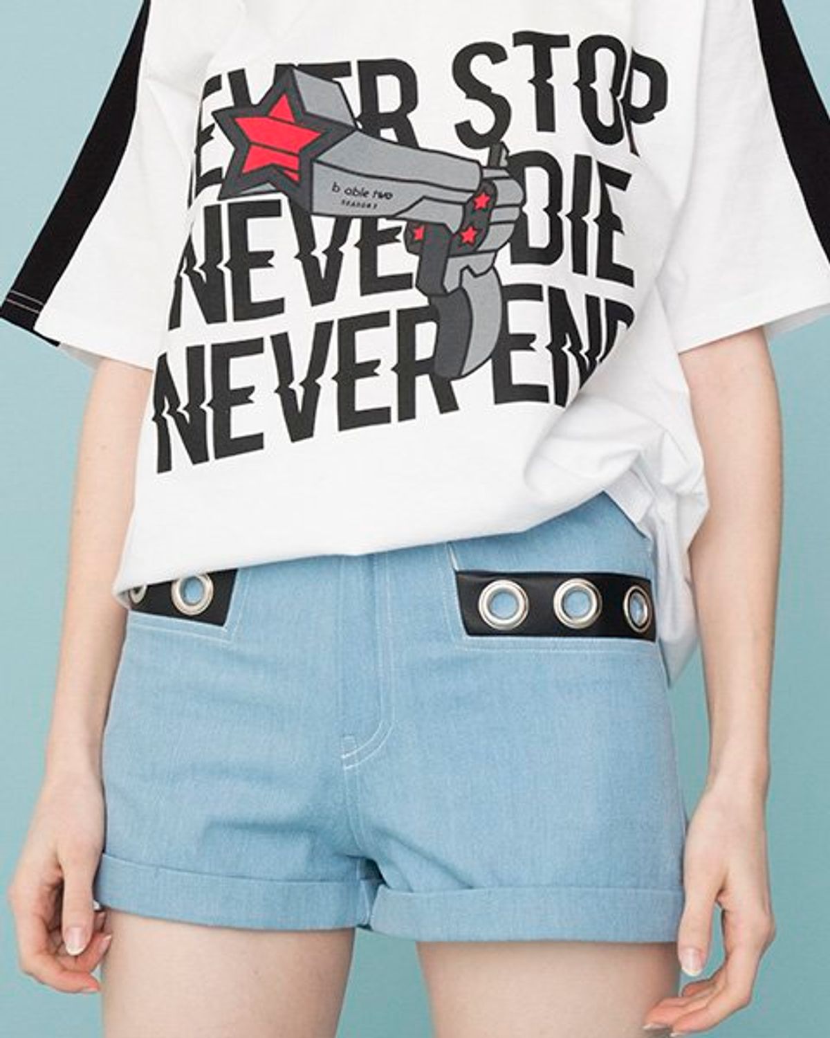 비에이블투(B ABLE TWO) Ring Detail Denim Hot Pants (BLUE)