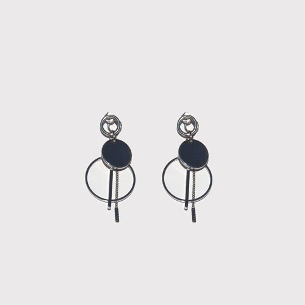 러쉬오프(RUSH OFF) [RUSHOFF]Gleaming Earring 글리밍귀걸이