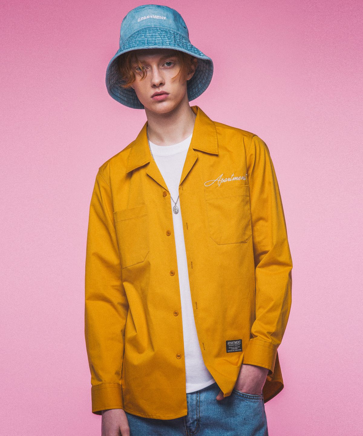 아파트먼트(APARTMENT) Basic Logo Work Shirts - Mustard