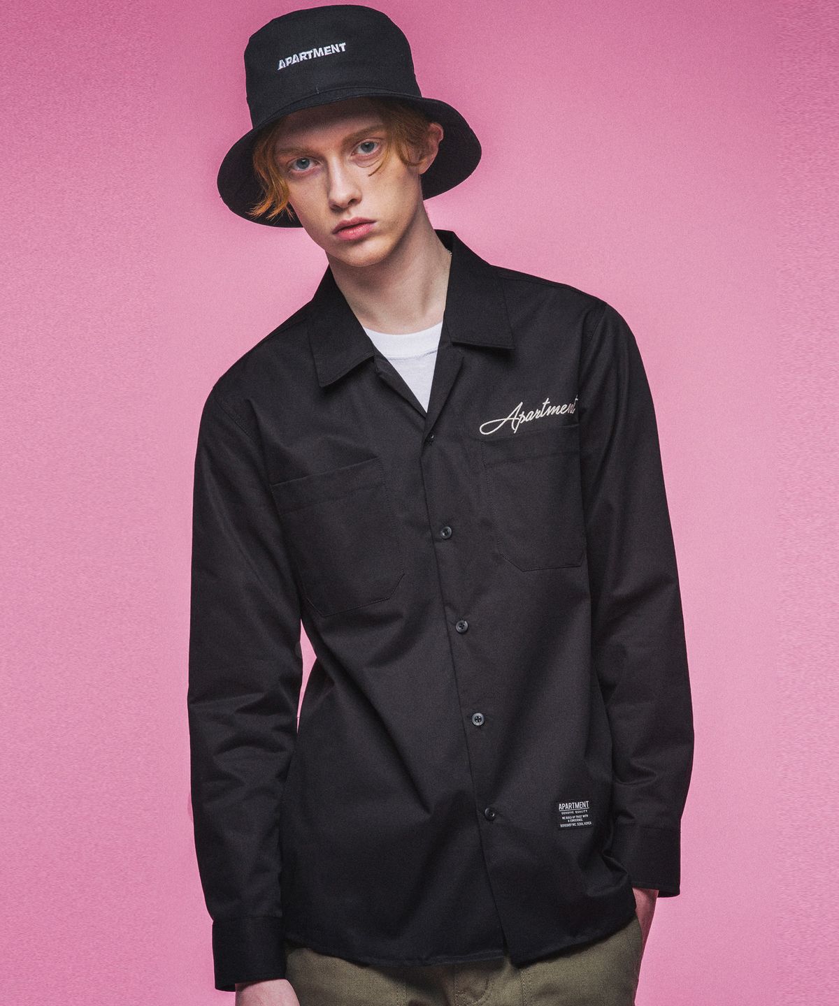 아파트먼트(APARTMENT) Basic Logo Work Shirts - Black