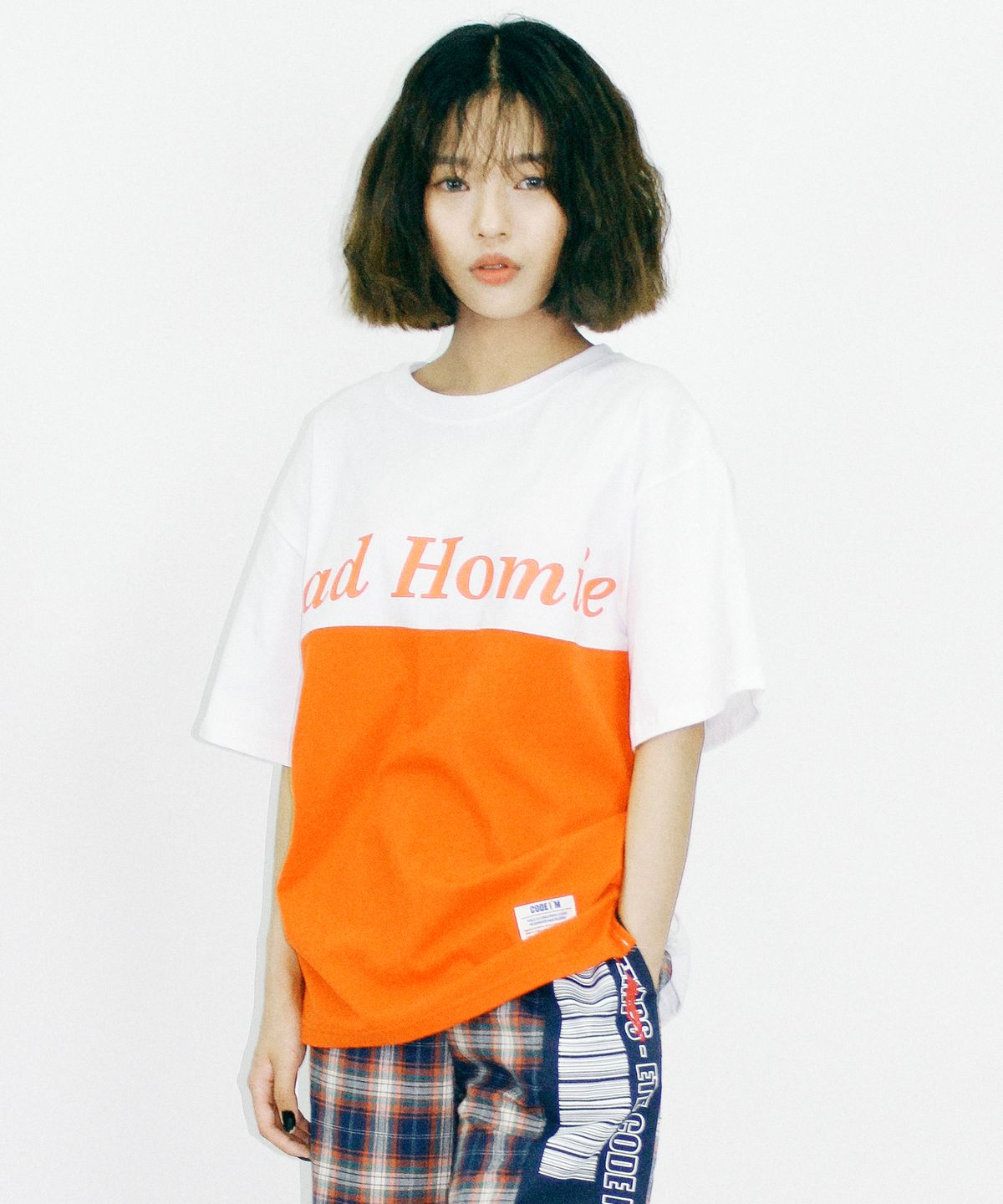 코드아이엠(CODE I'M) 베드호미 티셔츠 오렌지