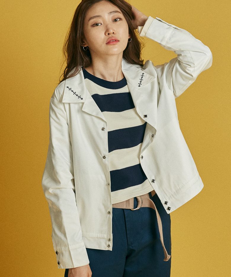 와이드 카라 자켓 _화이트
