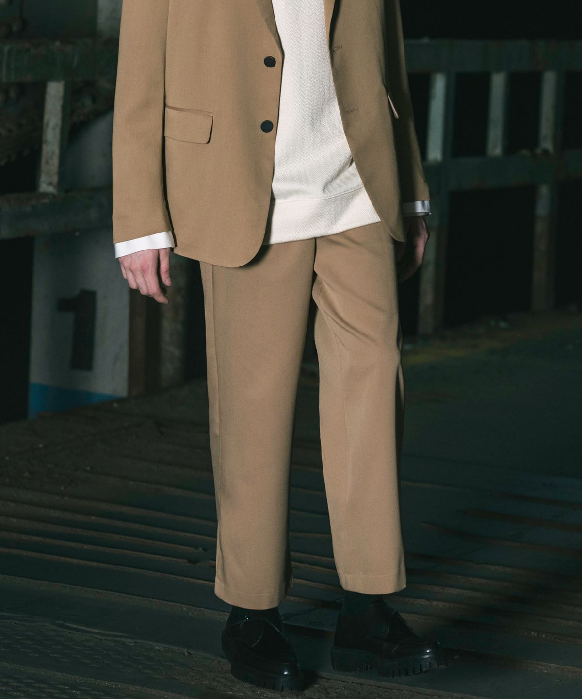 로얄위(THE ROYAL 'WE) COMFY PANTS BEIGE