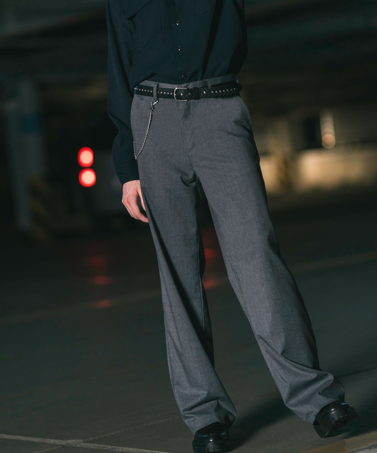 로얄위(THE ROYAL 'WE) MINIMAL PANTS CHARCOAL
