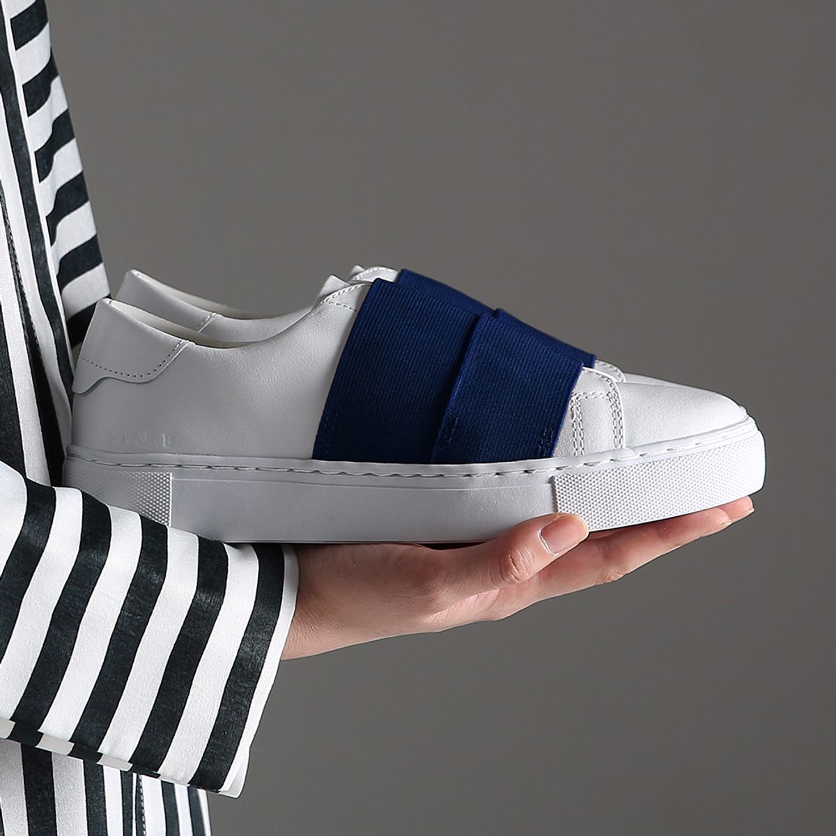 스타비(STAR.B) 옐로나이프 479 YellowKnife 479 화이트/네이비 White/Navy