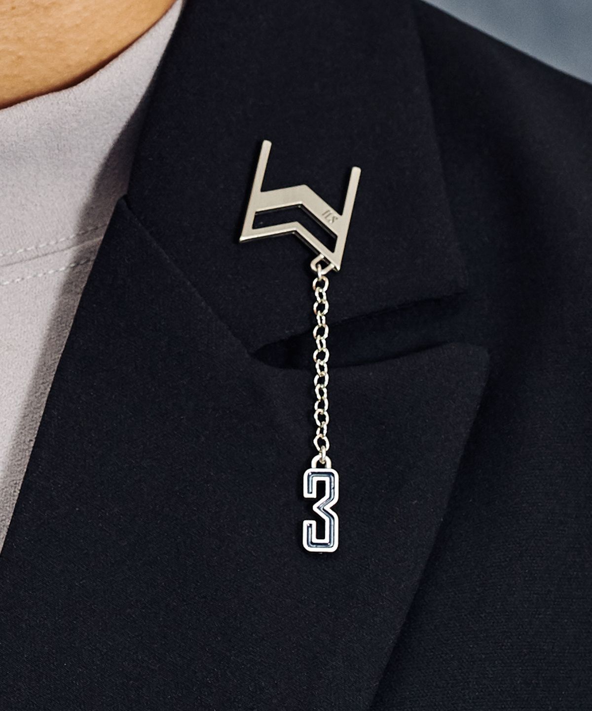 트립르센스(TRIP LE SENS) 3 PIN BUTTON SILVER