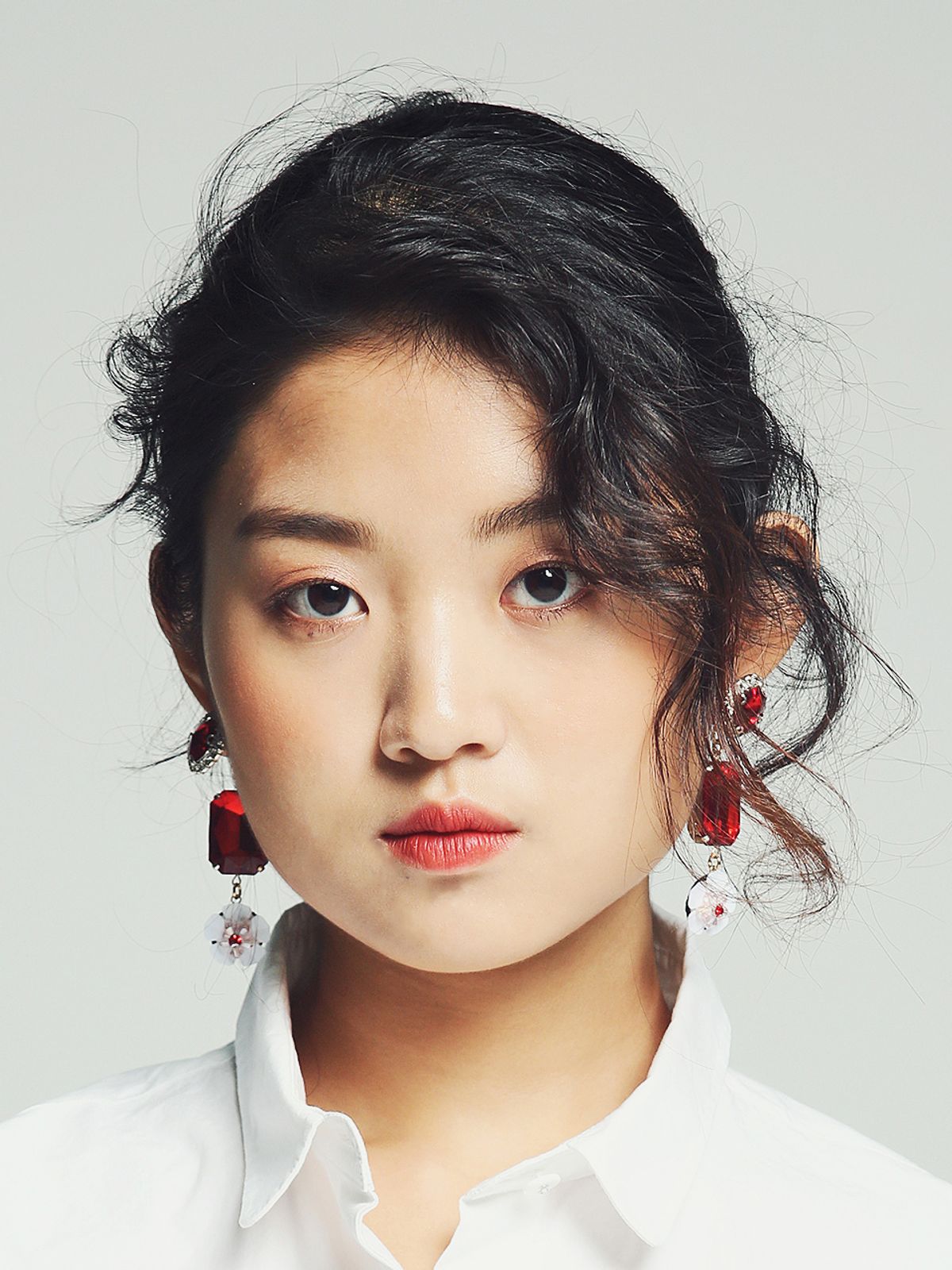 디토레(DITOLE) Flutter Red earrings