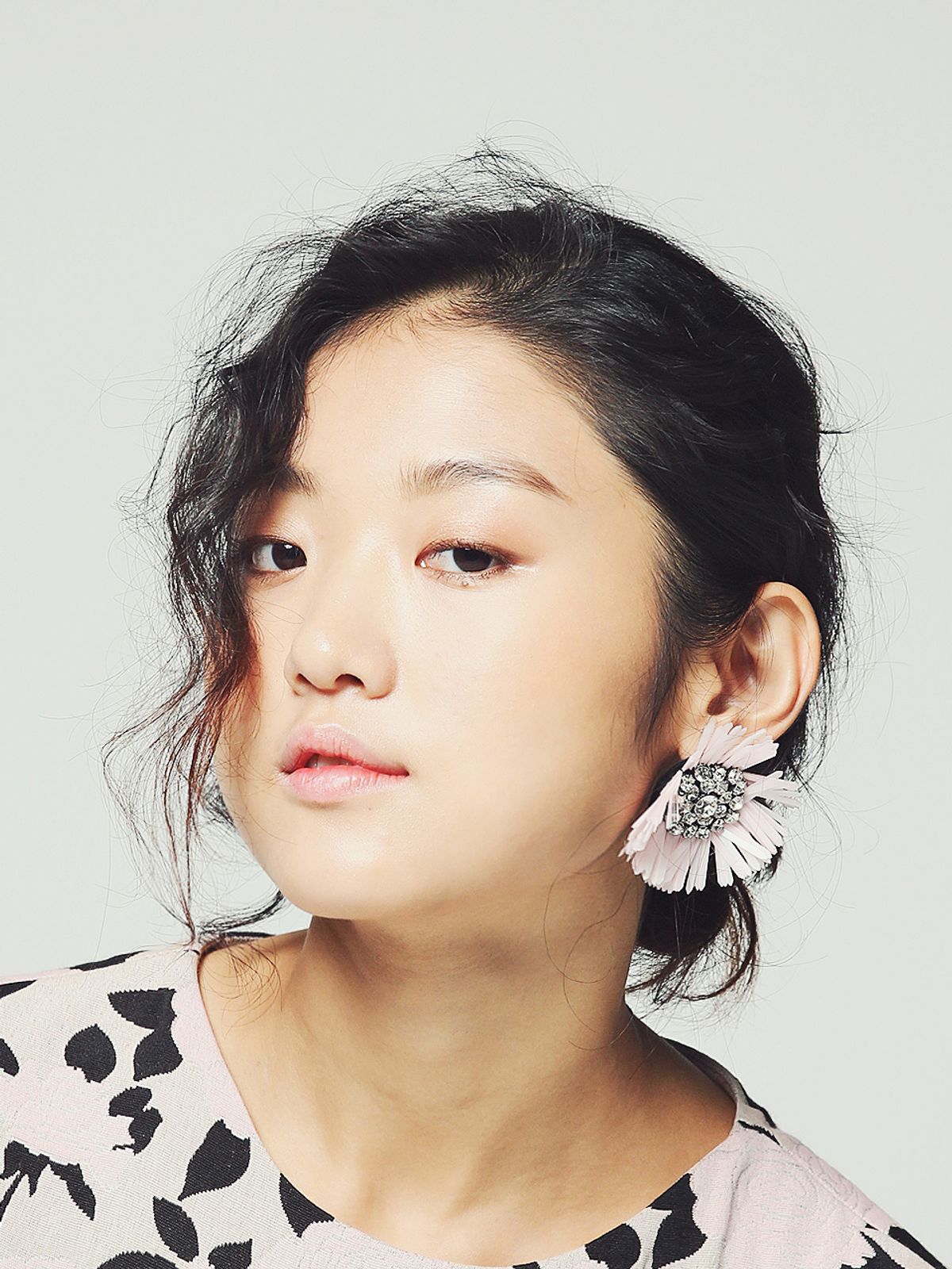 디토레(DITOLE) Mirabo vintage sequin flower earrings-baby pink