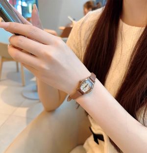 JA-544 클래식 빈티지 여성가죽시계