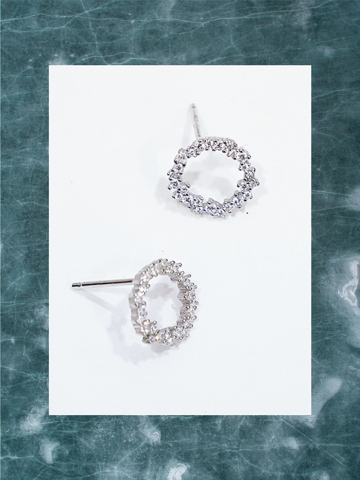 원이너프(ONE ENOUGH) [Holiday Collection] Frozen Earrings